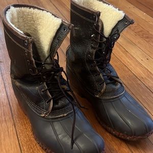 LL Bean Shesrling Lined Bison Leather Boots